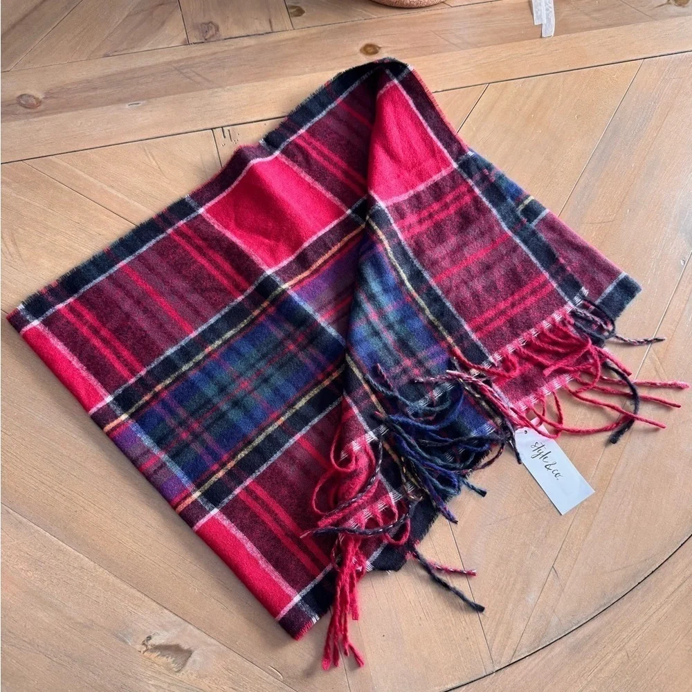 Womens Chenille Scarf Red Neutral STYLE&CO - Picture 2 of 4